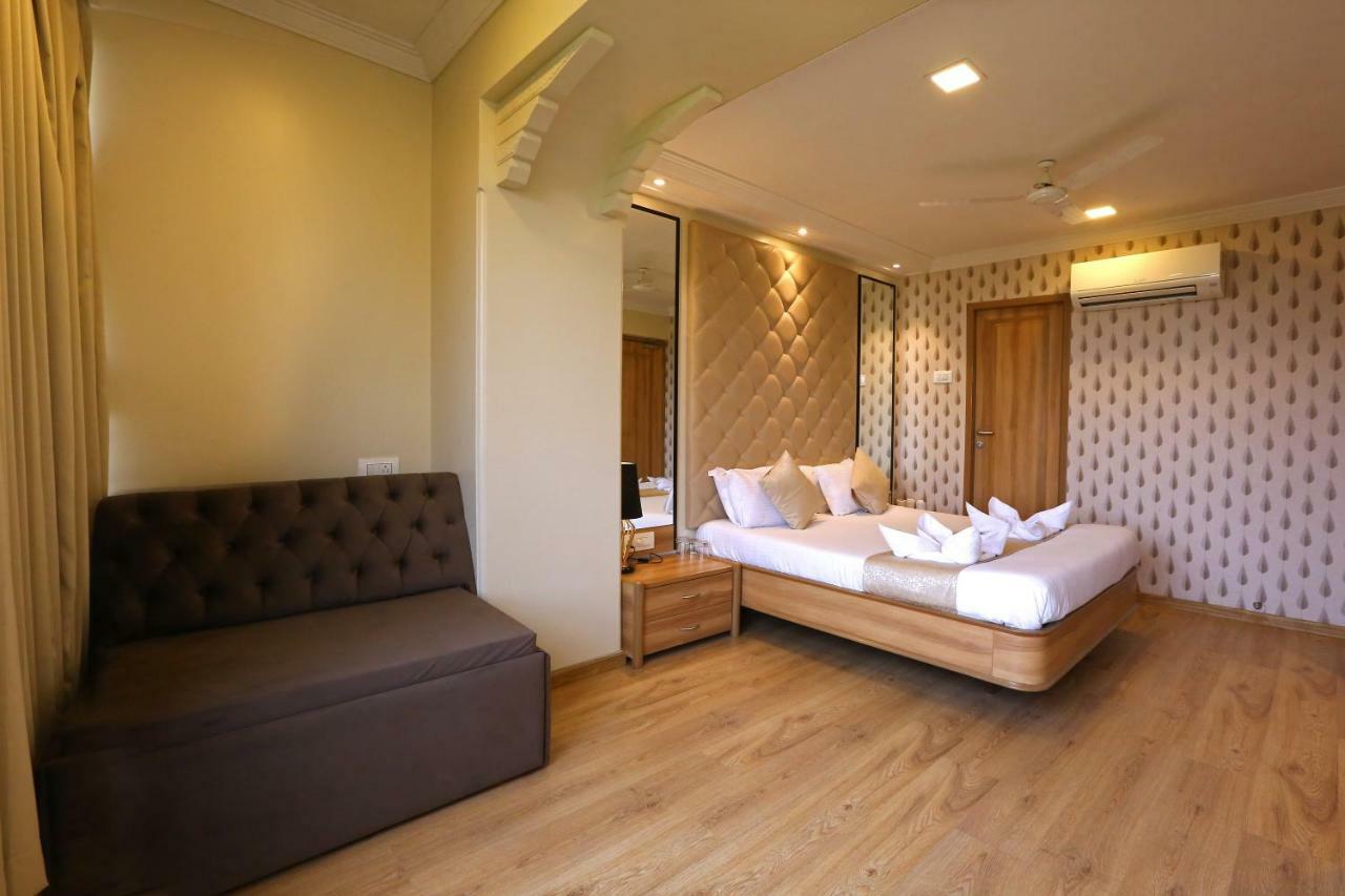 Gulf Hotel Mumbai Luaran gambar