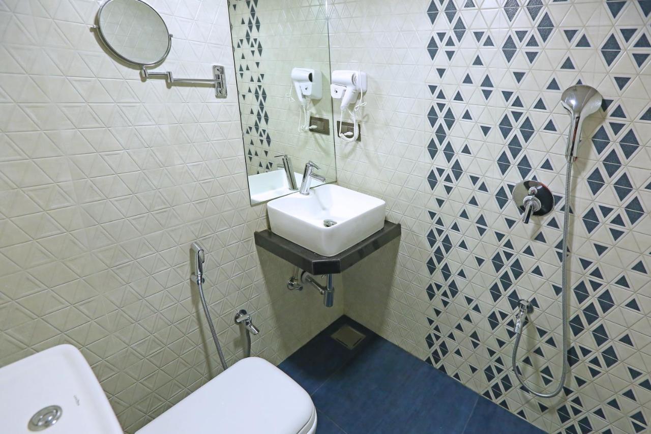 Gulf Hotel Mumbai Luaran gambar