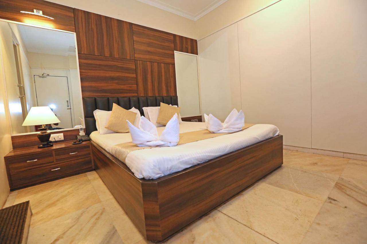 Gulf Hotel Mumbai Luaran gambar